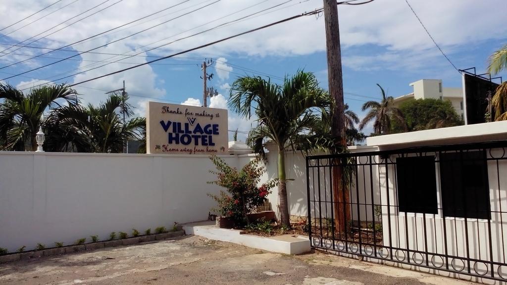 Village Hotel Ocho Rios Bagian luar foto
